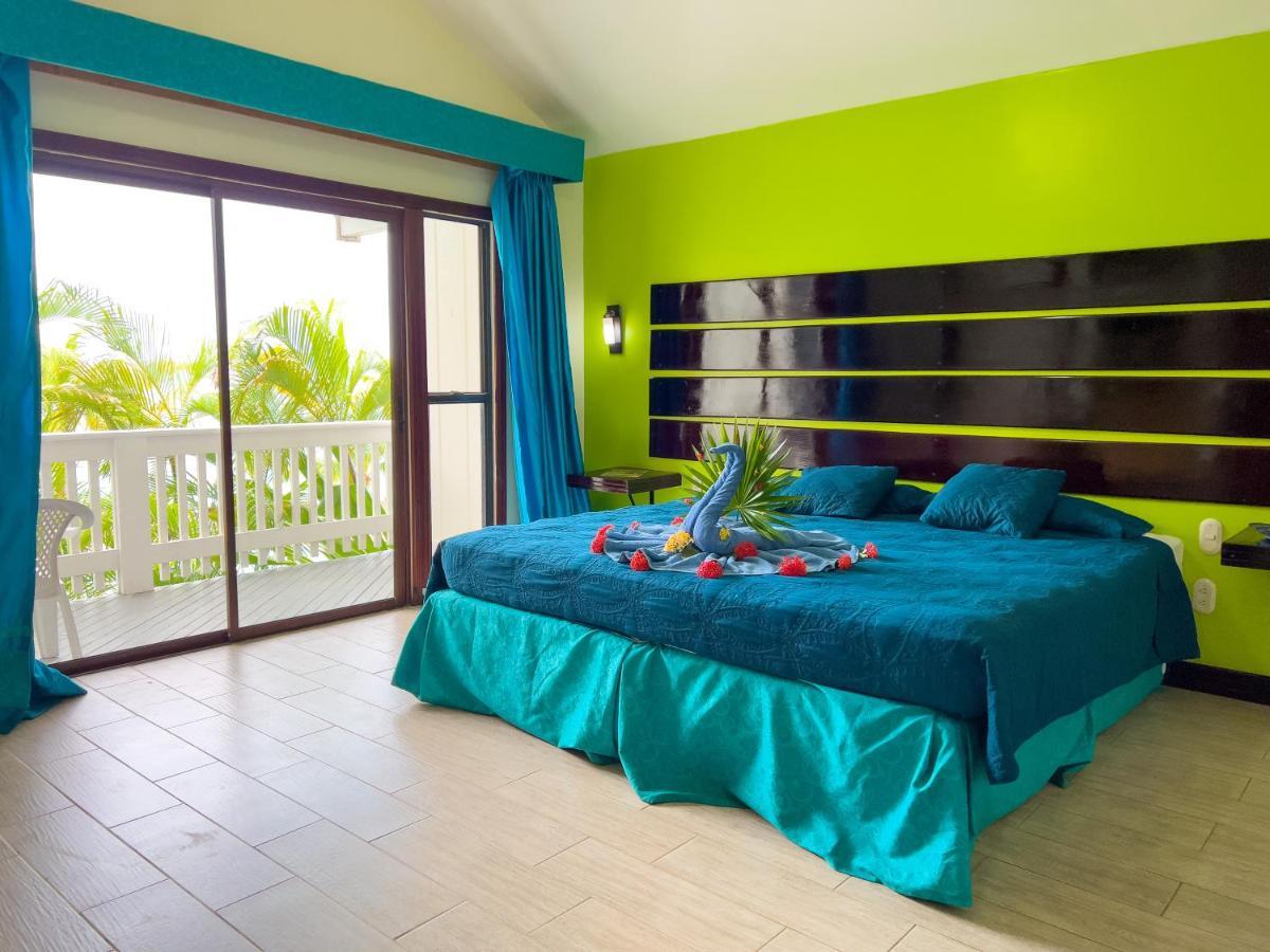 First Bight Fantasy Island Beach Resort And Marina מראה חיצוני תמונה