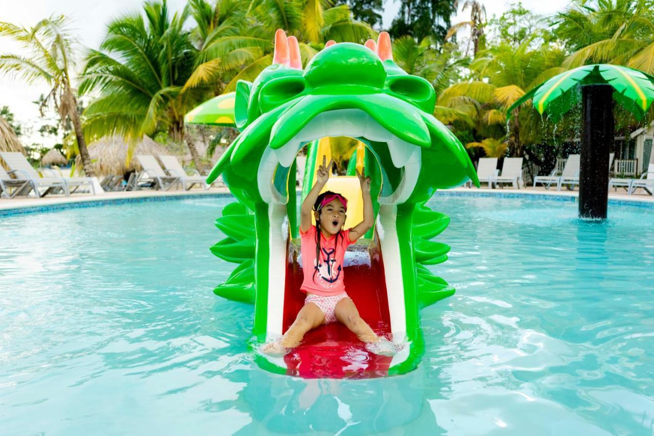 First Bight Fantasy Island Beach Resort And Marina מראה חיצוני תמונה